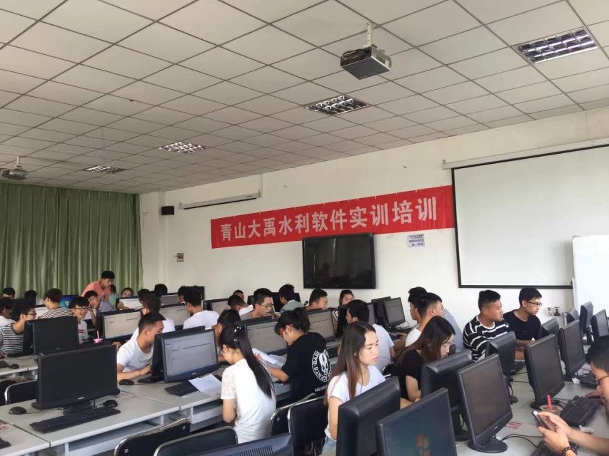 青山.net水利计价软件实战培训圆满成功（2017年第三期甘肃建筑职业技术学院）