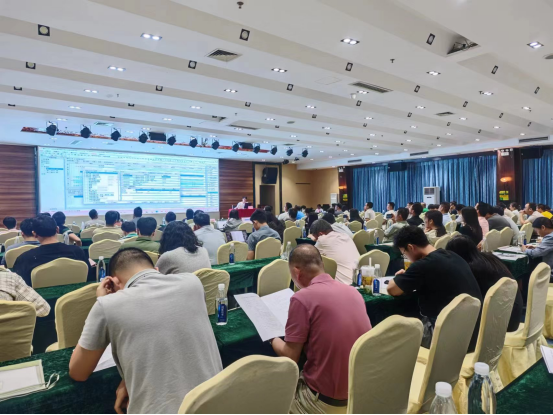 我司受邀在广西地质学会主办的《广西地质灾害防治工程预算标准（修订）》研讨班授课